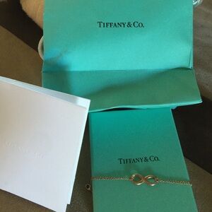 Tiffany & Co. Rubedo infinity chain bracelet